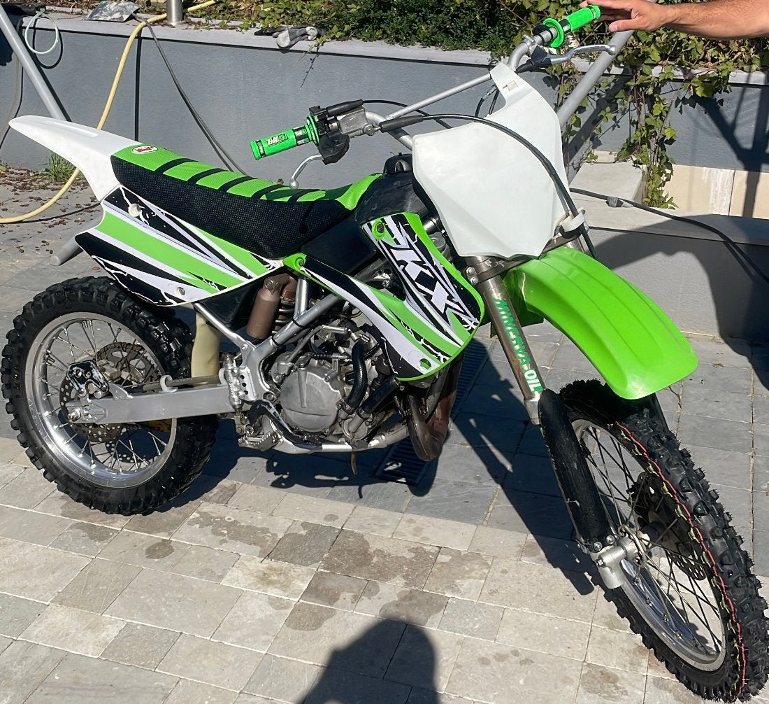 Kawasaki KX 85 Grandes Roues 2011 – Moteur refait, Vélos & Vélomoteurs, Cyclomoteurs | Cyclomoteurs de cross, Enlèvement ou Envoi