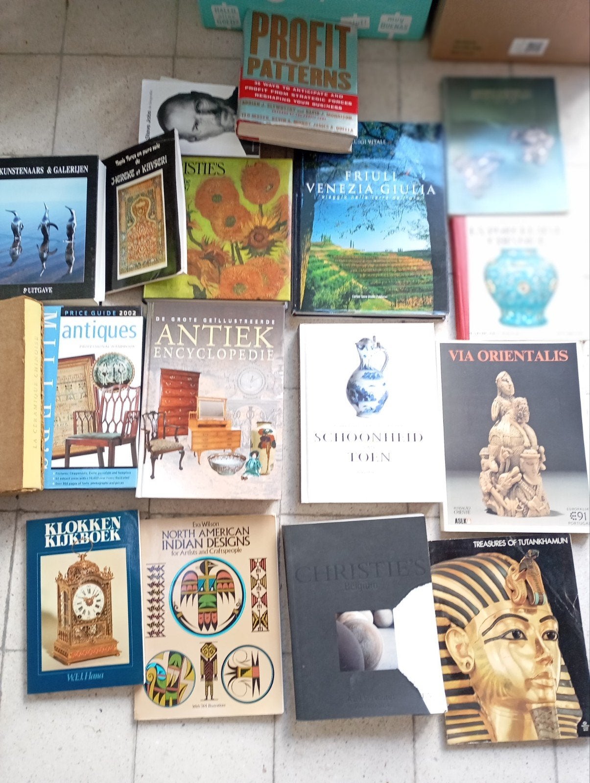 Lot de livres, antiquités, catalogues de ventes, Livres, Ésotérisme & Spiritualité, Enlèvement ou Envoi