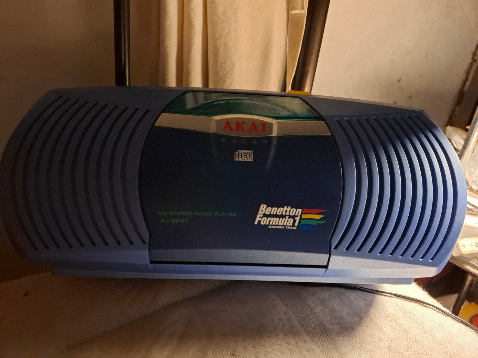 Akai, vertikale cd speler, benetton formule 1, Ophalen