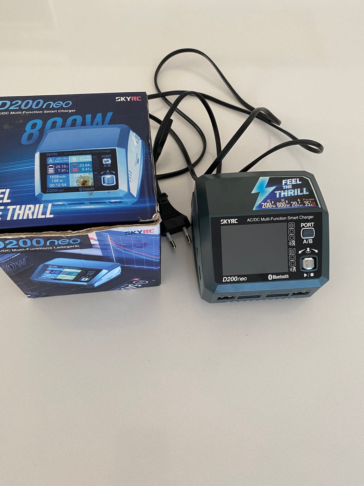 Sky rc D200 neo 800 W lader, Ophalen, Zo goed als nieuw