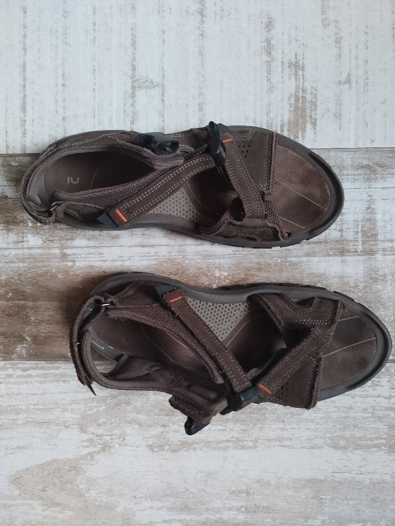 bruine sandalen maat 40, Bruin, Ophalen of Verzenden, Zo goed als nieuw, Quechua