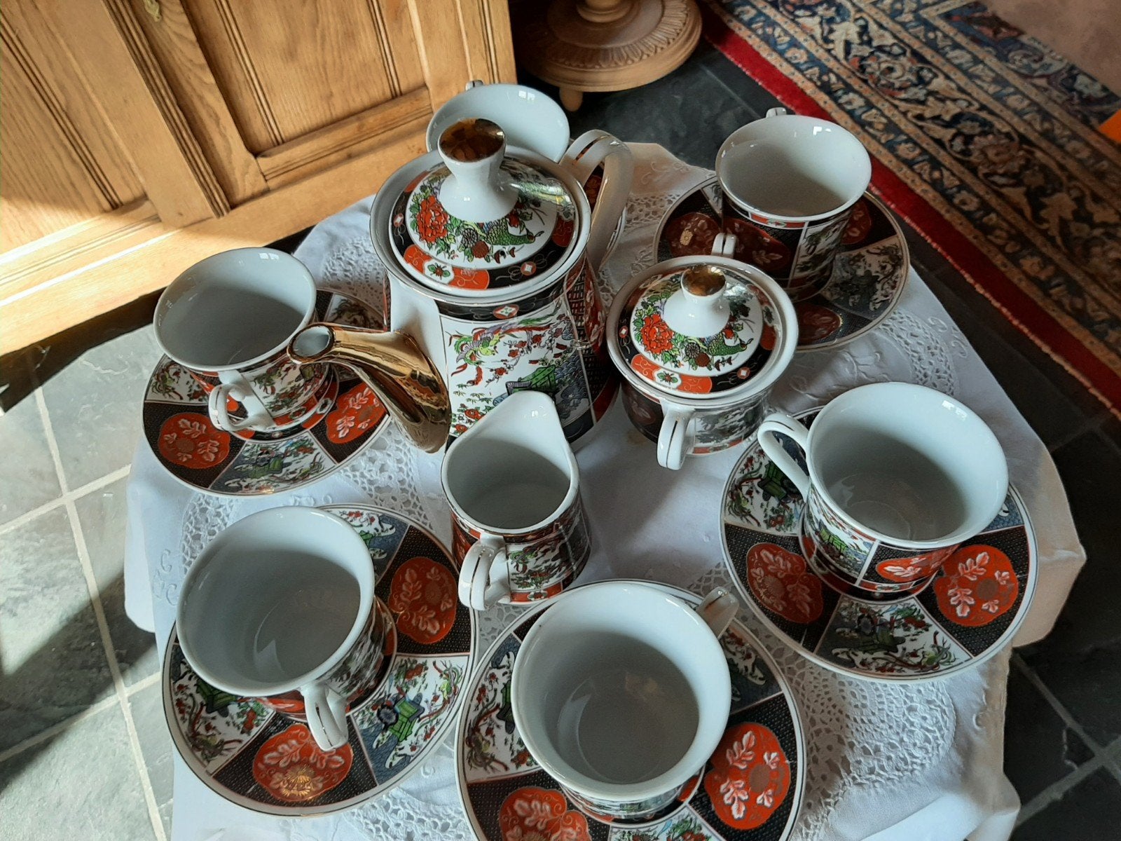 mooie set tassen ondertassen koffie pot en suiker en melkan, Antiek en Kunst, Ophalen