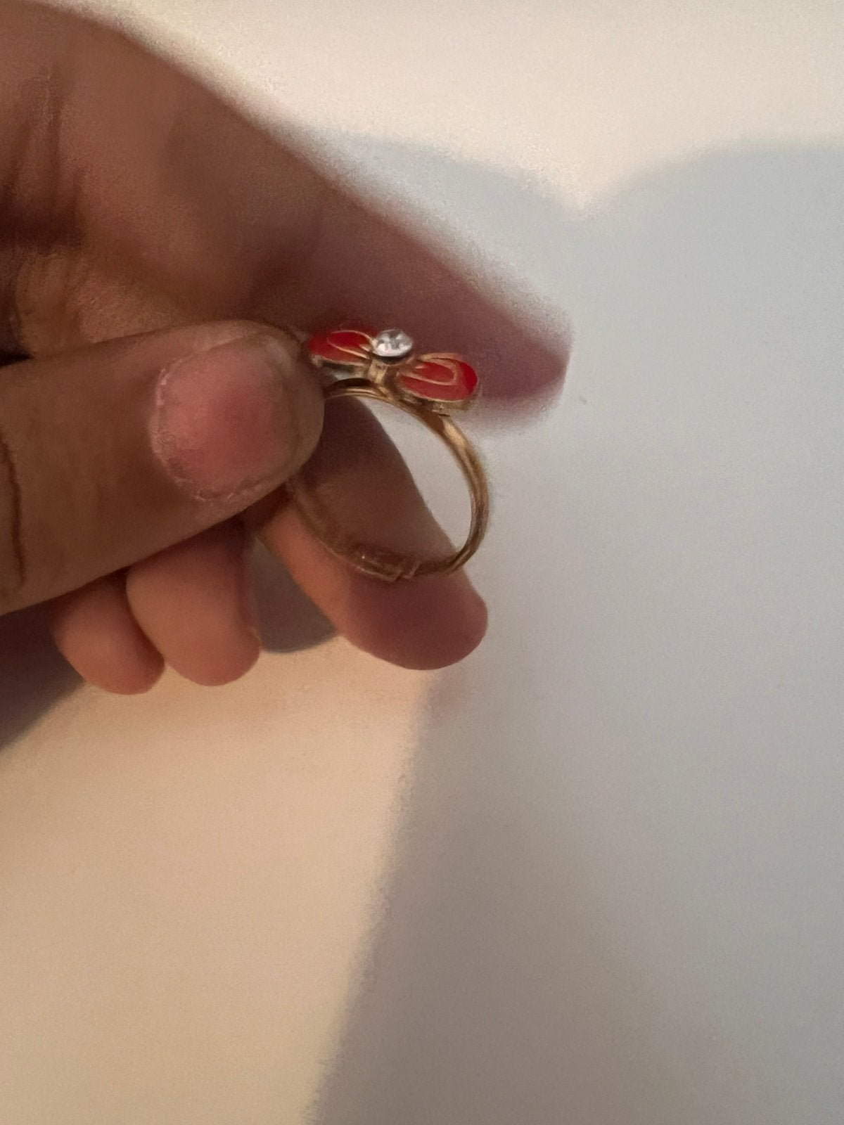 Bague nœud papillon rouge, Bijoux, Sacs & Beauté, Bagues, Rouge, Plus petit que 17, Comme neuf, Enlèvement