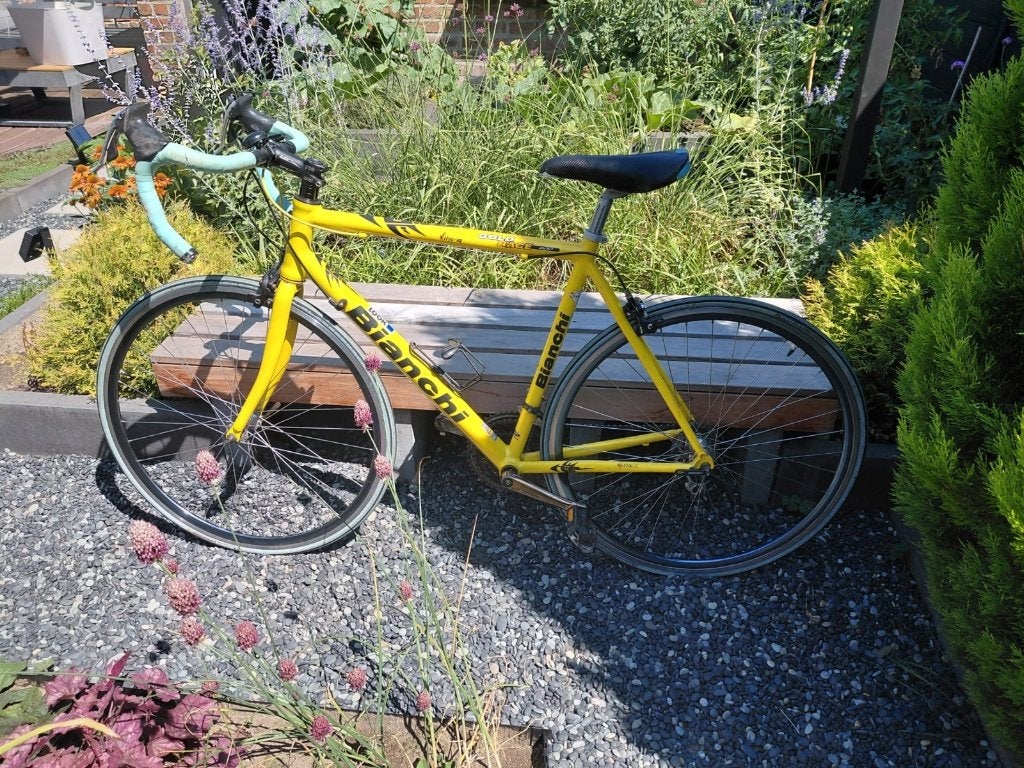 Retro koersfiets Bianchi Gold race 600, Vélos & Vélomoteurs, Vélos | Hommes | Vélos de sport & Vélo de randonnée, Utilisé, Autres marques