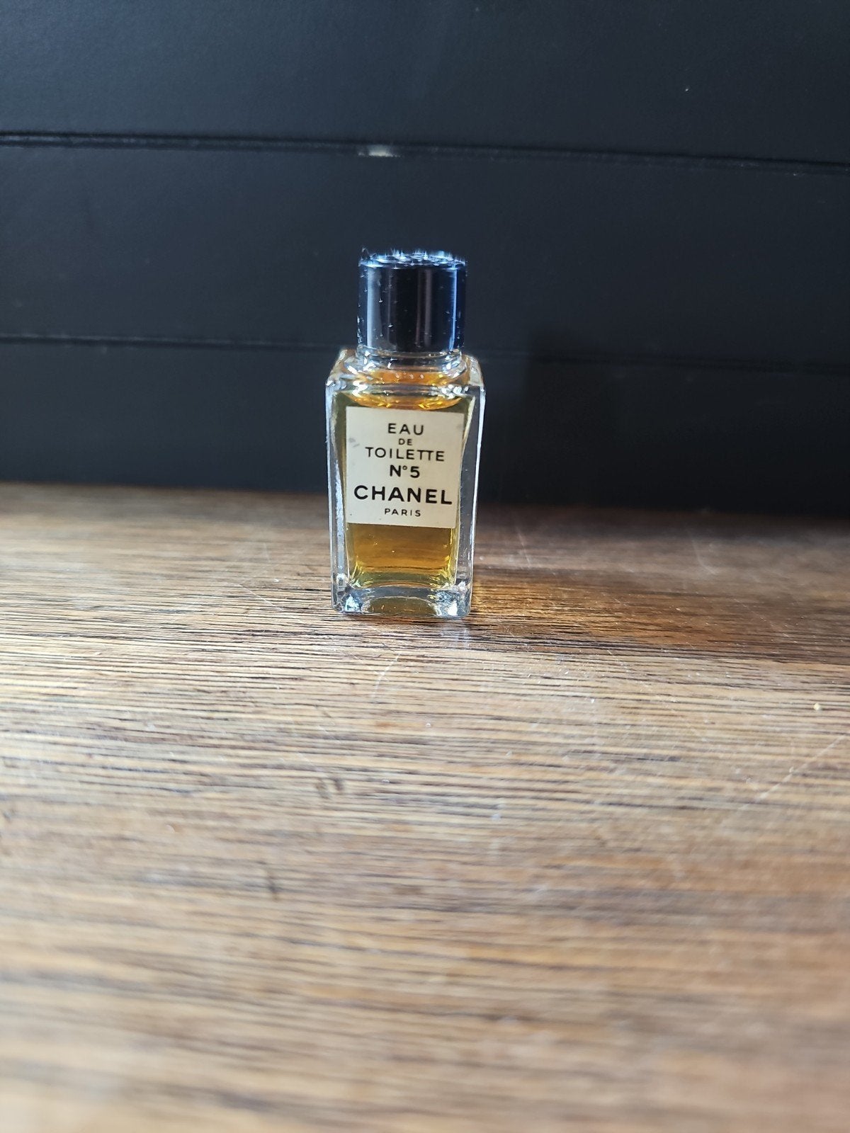 Chanel No. 5 Eau de Toilette Parfum Miniatuur — Volledig, Verzamelen, Parfumverzamelingen, Miniatuur, Gevuld, Verzenden