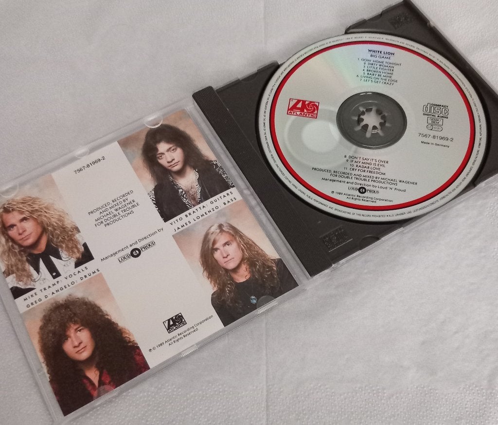 White Lion - Big Game - 1989, CD & DVD, CD | Hardrock & Metal, Heavy metal, Comprend un livret, Comme neuf, Enlèvement