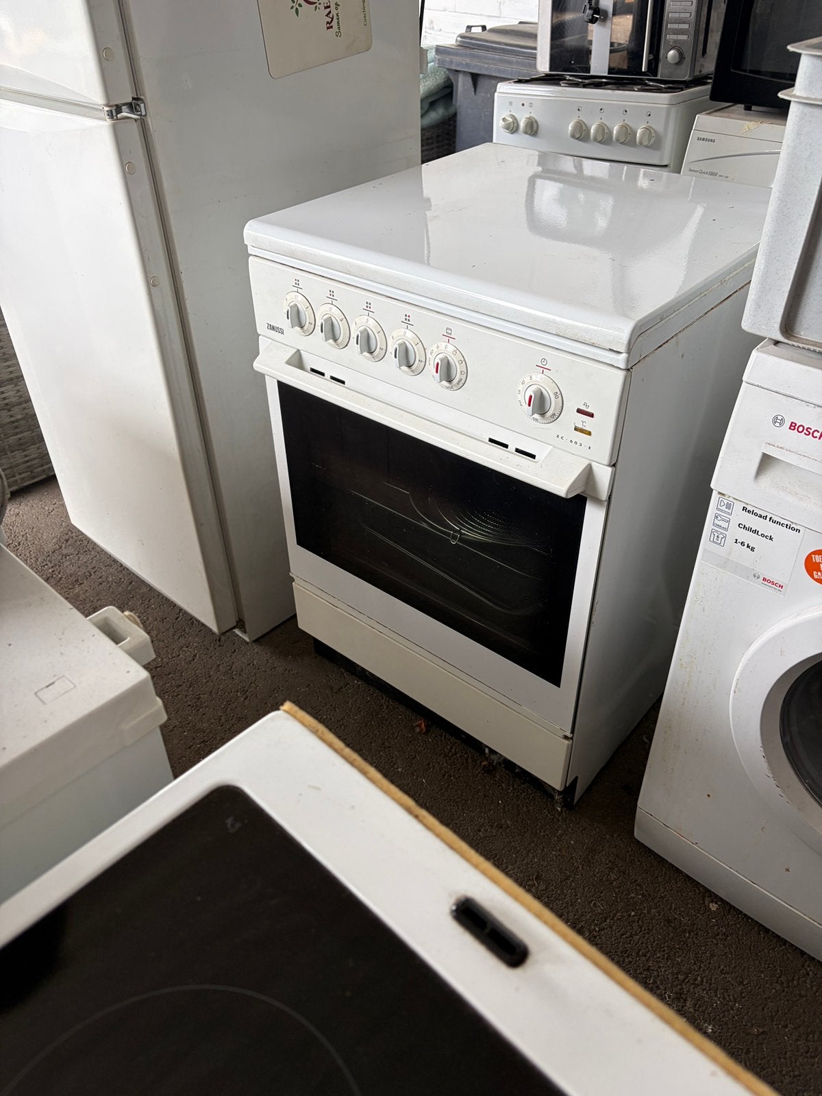 Zanussi elektrisch fornuis met oven, Ophalen, Zo goed als nieuw
