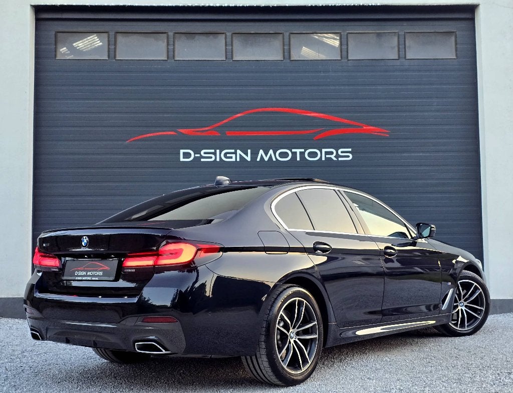 BMW 520 dXA (190ch) M SPORT PACK 2021 77.616km FACELIFT !!, Autos, BMW, Cuir, Entreprise, Garantie prolongée, Entretenue par le concessionnaire