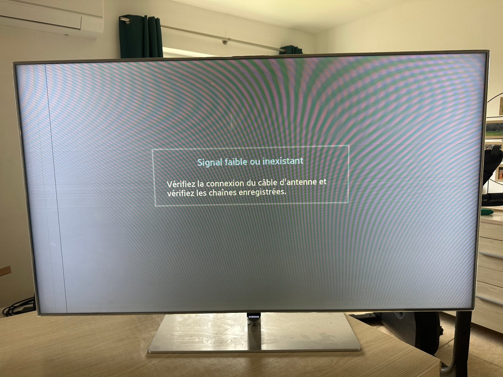 A donner tv hs a reparer, Informatique & Logiciels, Moniteurs, Enlèvement, Comme neuf
