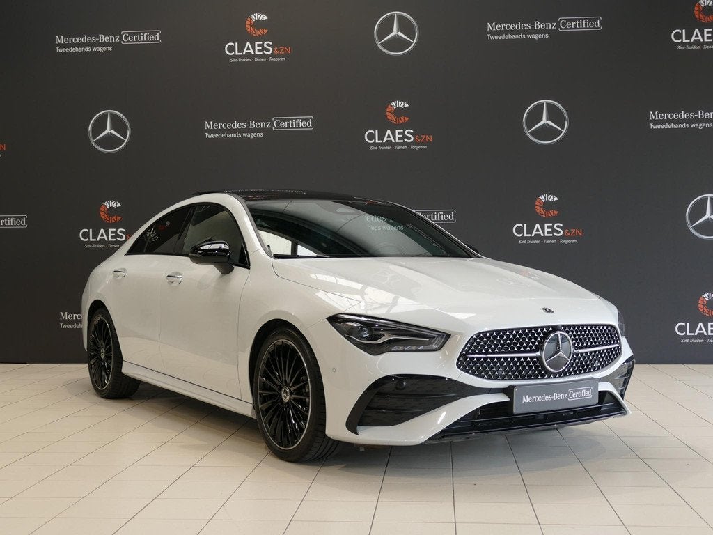 Mercedes-Benz CLA-klasse 180 AMG Line DOS 203, Auto's, Stof, Gebruikt, 4 cilinders, 136 pk