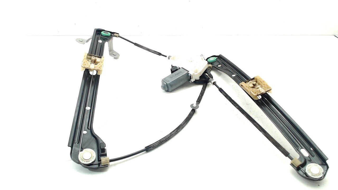 Raammechaniek elektrisch rechts voor Volkswagen Golf, Onderdelen@venauto.nl, Van der Ven Autorecycling B.V., Ettenseweg 76, 4706 PB Roosendaal, The Netherlands