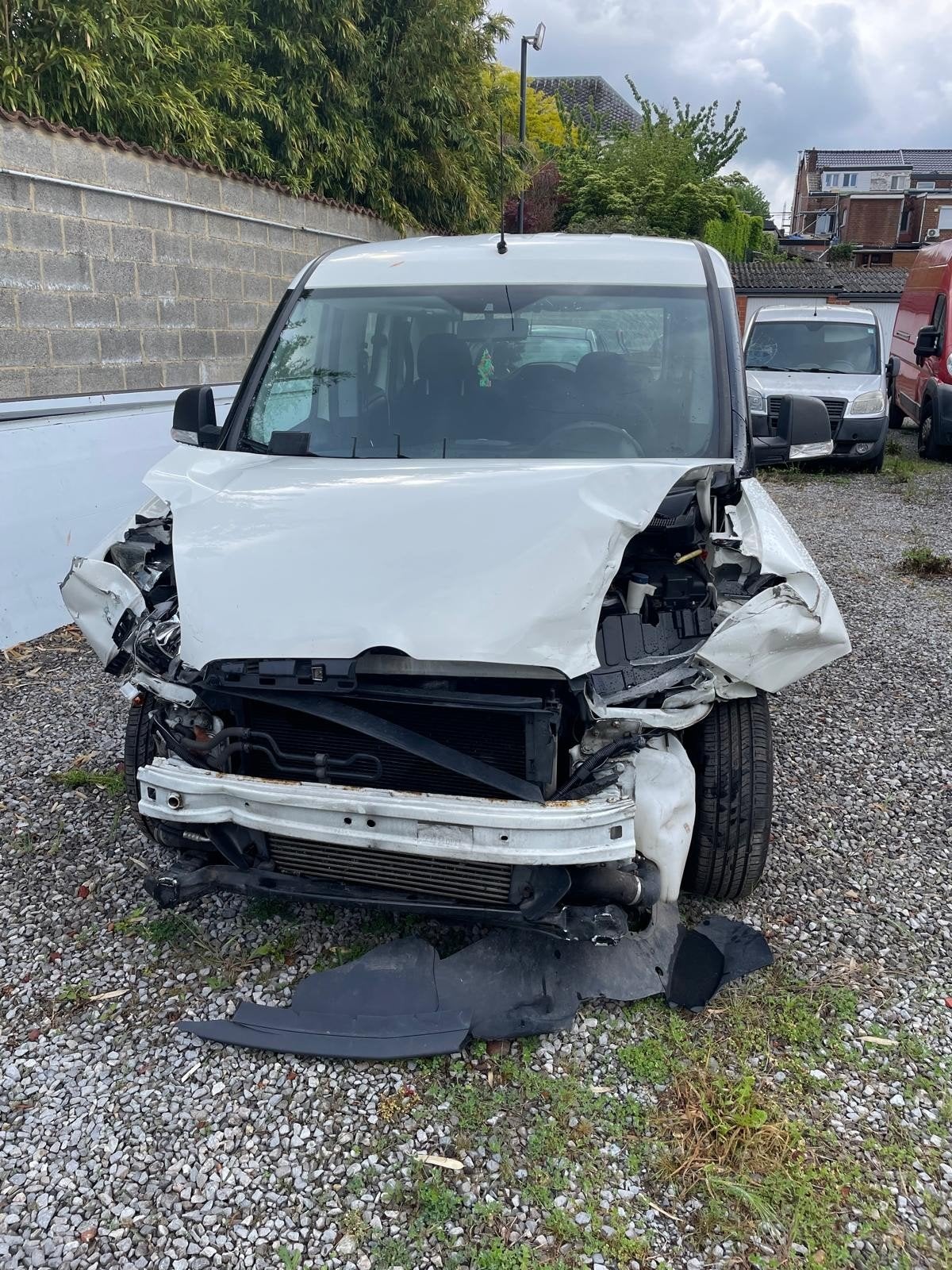 OPEL COMBO ACCIDENTEE A SAISIR 1300 MULTIJET, Auto's, Opel, Bedrijf