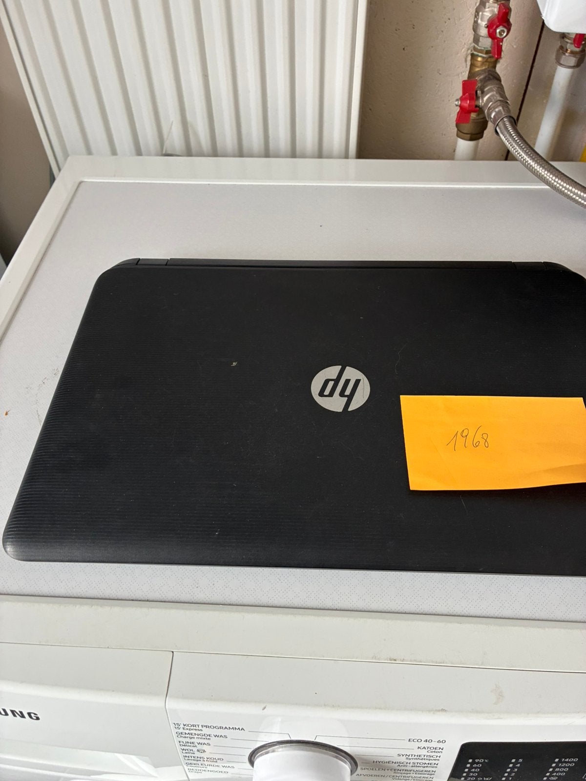 Hp laptop, Ophalen of Verzenden, Zo goed als nieuw