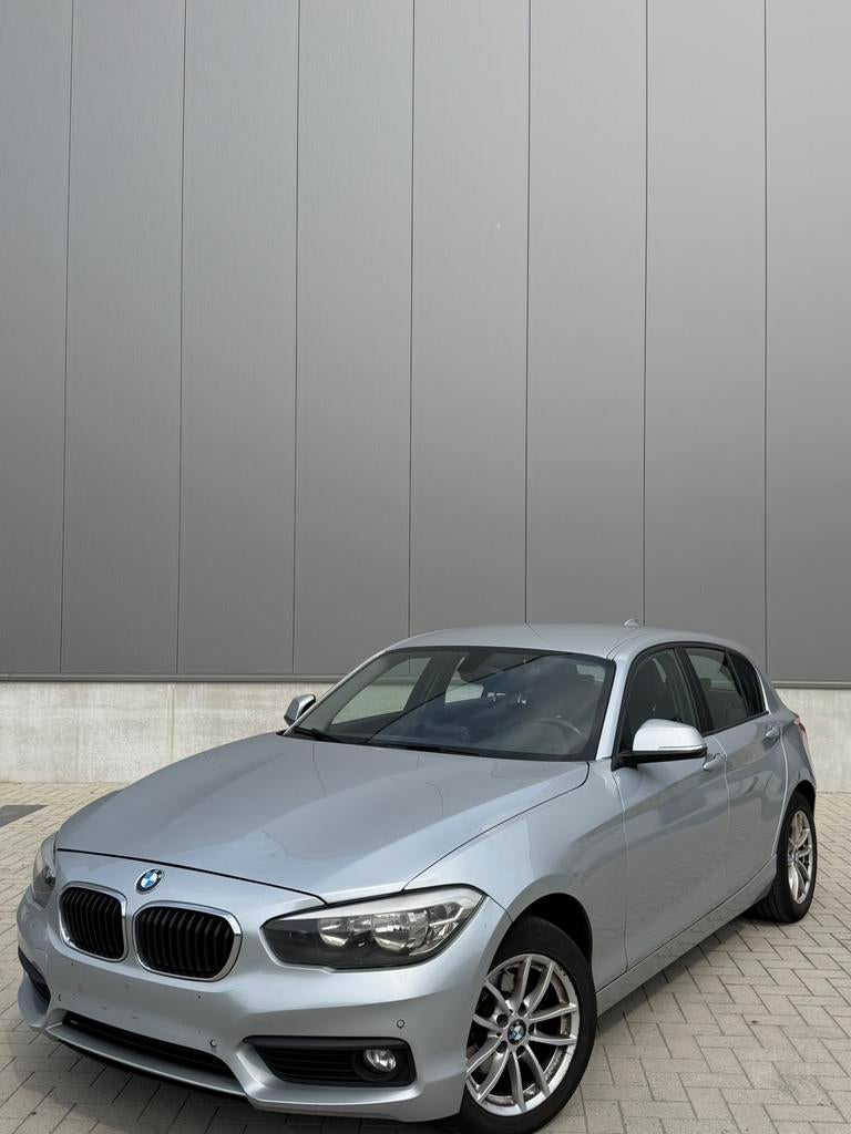 2017 BMW 116 - 280dKM, Autos, BMW, Cuir, Argent ou Gris, Achat, Euro 6
