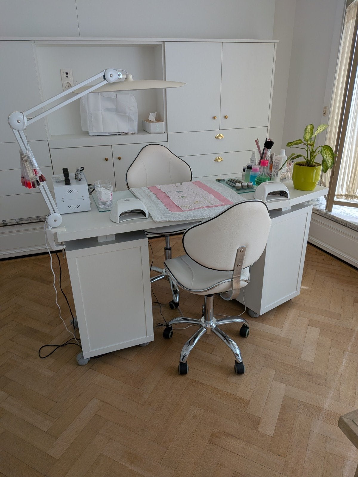Nageltafel wit (zonder toebehoren ), Huis en Inrichting, Bureaus, Gebruikt, Hout, 50 cm, 148 cm