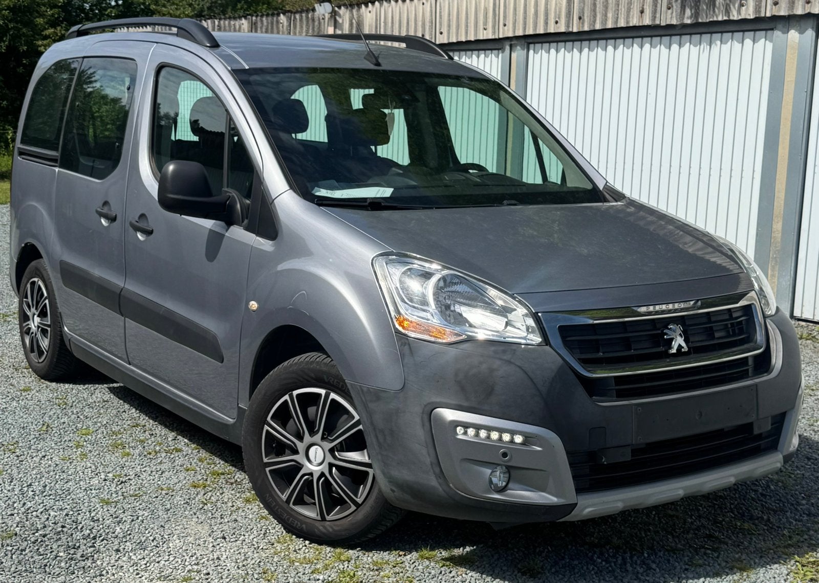 Peugeot Partner Tepee 1.6 BlueHDI Style S, Auto's, Voorwielaandrijving, https://public.car-pass.be/vhr/07743e5e-6129-4f67-8367-f3ef66ba6c7d?lang=fr