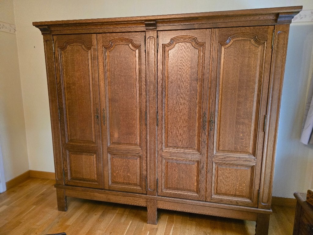 grote houten kleerkast, Huis en Inrichting, Ophalen, Met deur(en), Gebruikt, 200 cm of meer