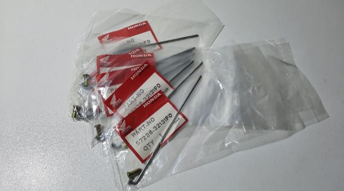 Spaken orgineel honda scoopy SH50 achterwiel, Ophalen, Nieuw, Honda