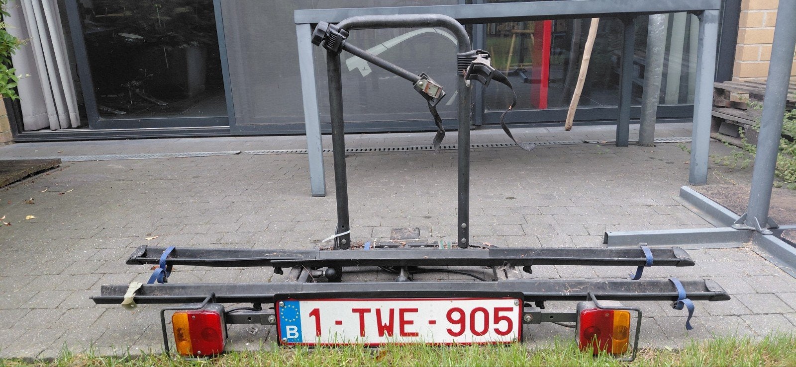 fietsendrager voor 2 fietsen voor trekhaak, Ophalen