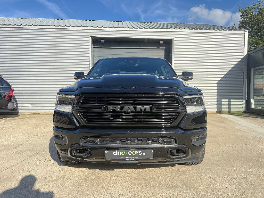 RAM LARAMIE / NIGHT /  V8 / LPG 122L / PANO / AIR / 22", Autos, Cuir, Achat, Noir, 5 portes