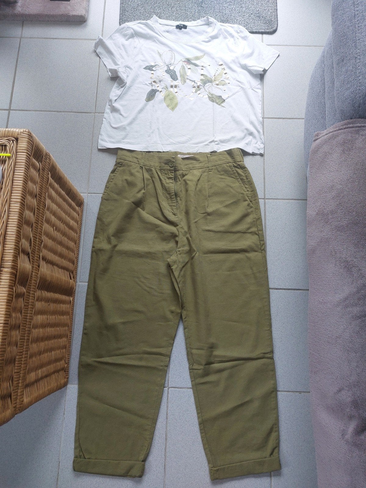 Pantalon Only + tee-shirt C et A, Vêtements | Femmes, Enlèvement ou Envoi, Comme neuf, Vert, Taille 46/48 (XL) ou plus grande