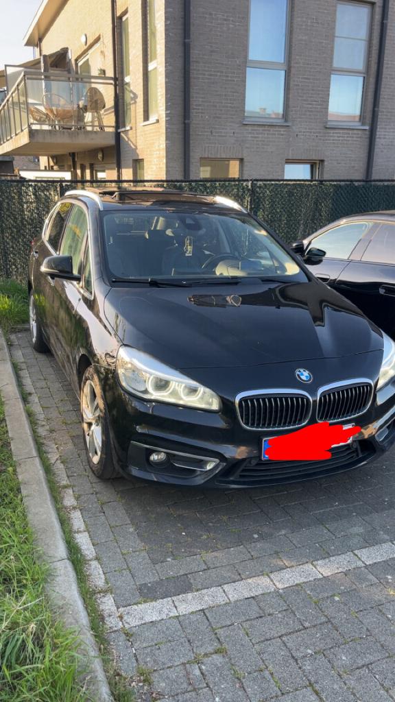 Bmw 218d automaat full!, Auto's, Monovolume, Bi-Xenon koplampen, Zwart, Diesel