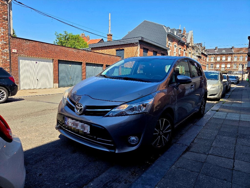 Toyota Verso D4D 2014, Auto's, Euro 5, Stof, Zwart, 4 cilinders