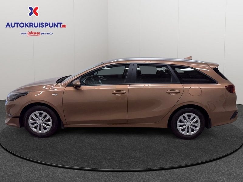 KIA Ceed SW 1.0T-GDI Pure, Auto's, https://public.car-pass.be/vhr/57b7d447-077b-46b7-a11a-9aae0fe1ea4c, Stof, Gebruikt, Bruin