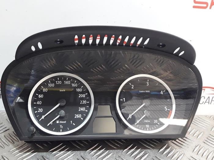 Kilometerteller KM van een BMW 5-Serie, Gebruikt, -, -, Ophalen of Verzenden