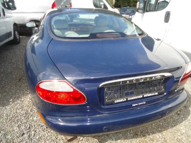 Jaguar XK coupe ,4.0 benzine ,Full Option ,121 dkm , 1 ste e, Auto's, 4 zetels, Gebruikt, https://public.car-pass.be/vhr/b5d126d5-abd0-41e7-9110-adc8196ec669https://public.car-pass.be/vhr/c3adbf6c-a73d-4ddc-af8a-3ead042f00de