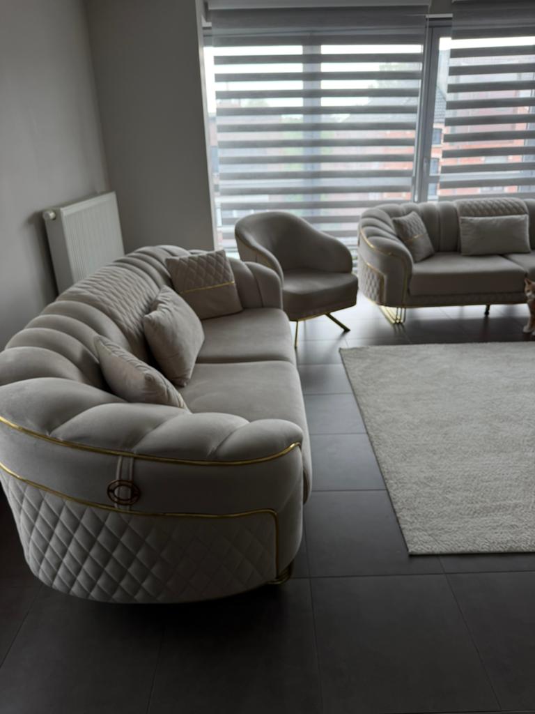 Beige luxe zetels met goud details, Huis en Inrichting, Ophalen, Zo goed als nieuw, Beige