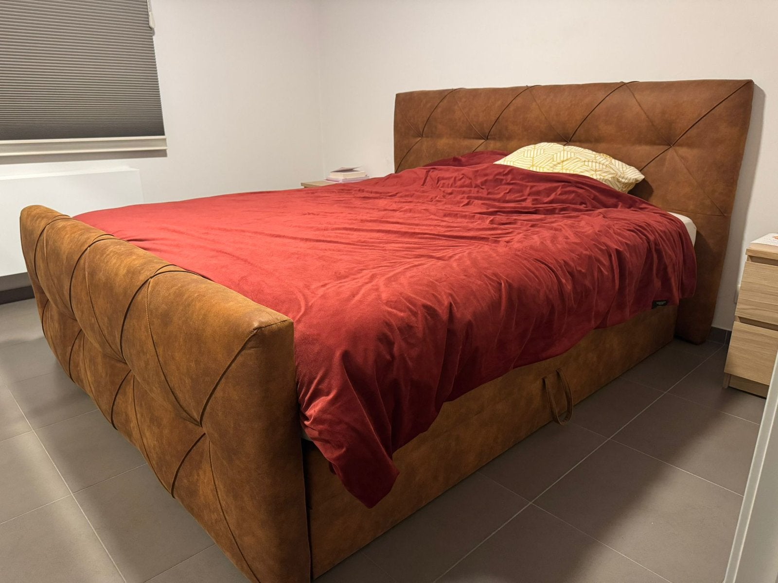 Boxpring 180x200, Huis en Inrichting, Slaapkamer | Boxsprings, Ophalen, Bruin, Zo goed als nieuw, 180 cm