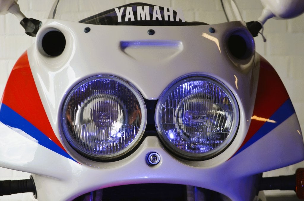 Yamaha OW-01 FZR 750 R seulement 500 pièces produites, Permis Moto A, 750 cm³, Entreprise, Occasion