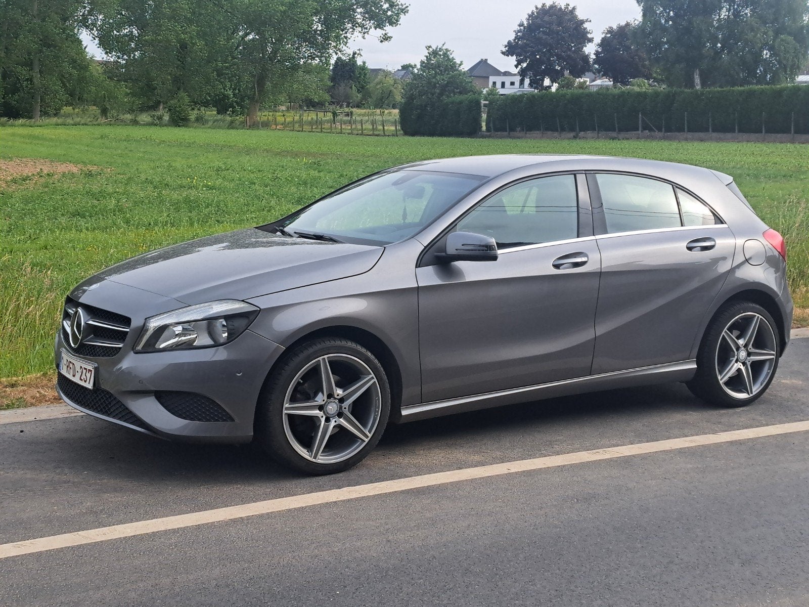 Mercedes A180 benzine, Auto's, Voorwielaandrijving, 4 cilinders, 1600 cc, Leder en Stof