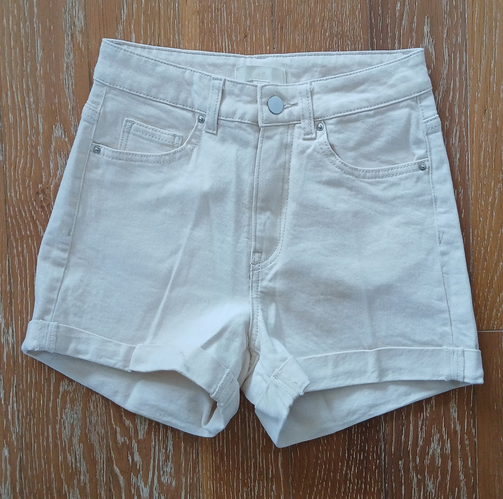 Wit shortje maat 34, Ophalen of Verzenden, Maat 34 (XS) of kleiner, Wit