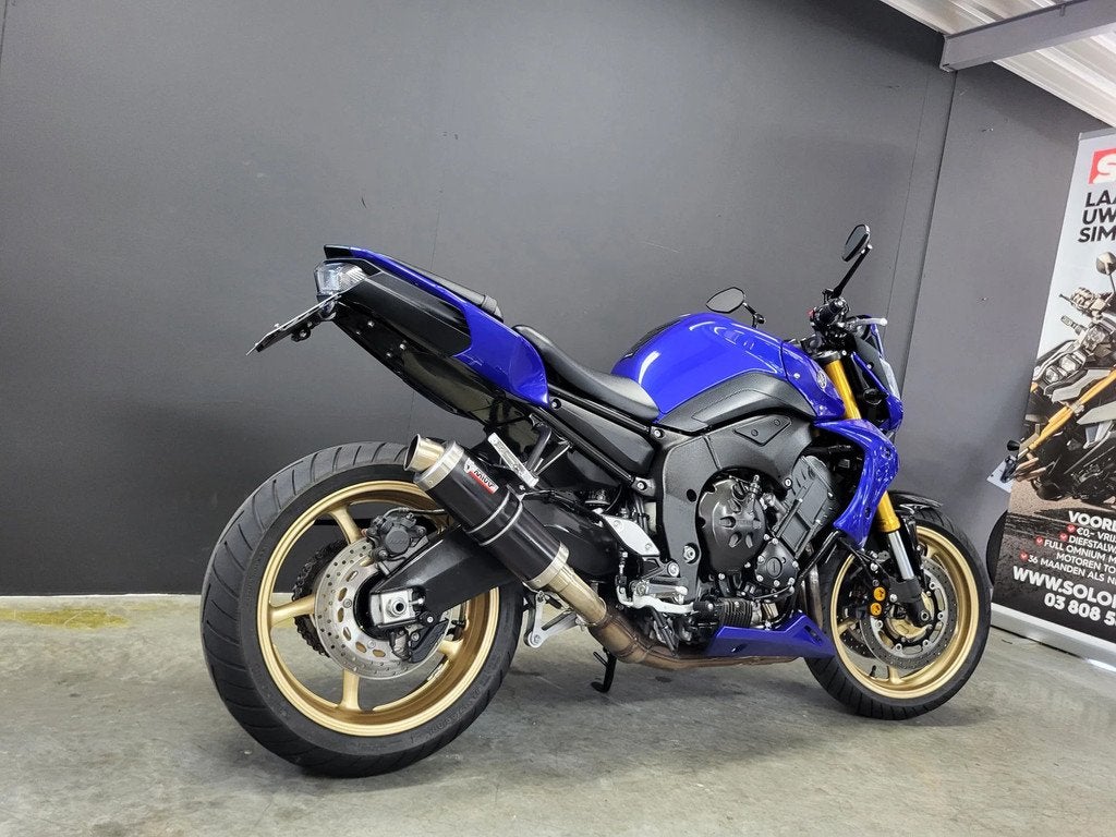 Yamaha FZ8 strakke naked met leuke details (bj 2013) - foto 3