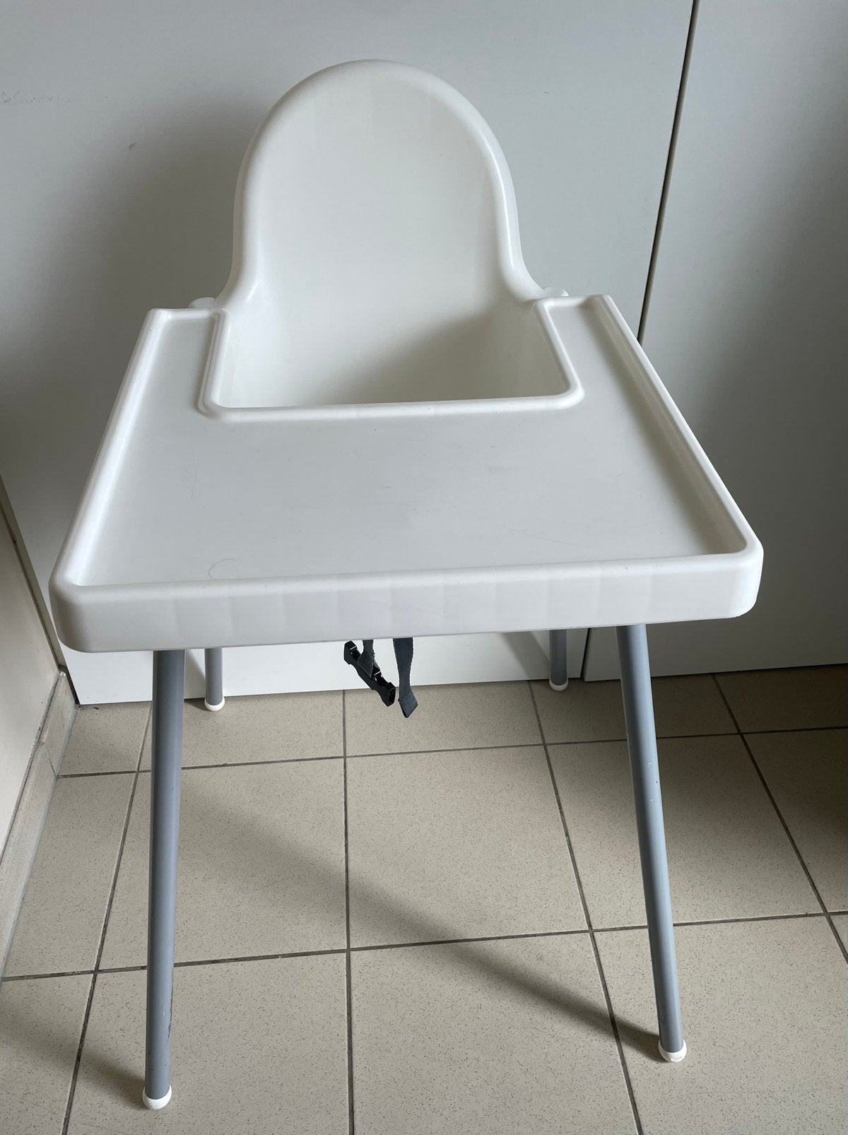 Witte ikea eetstoel, Kinderen en Baby's, Kinderstoelen, Ophalen, Gebruikt