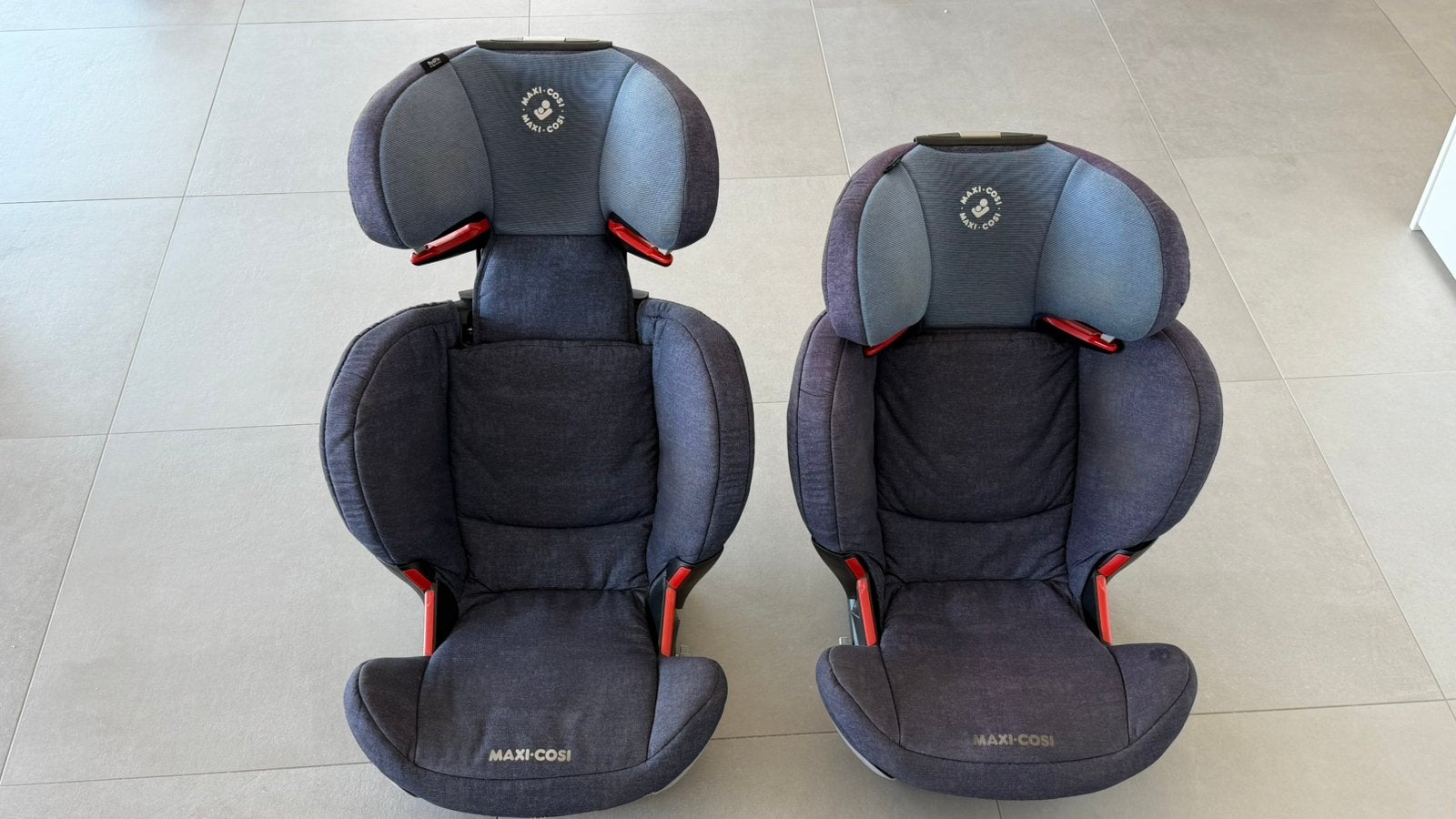 2x Maxi Cosi Rodifix Jeans Look, Kinderen en Baby's, Ophalen, Zo goed als nieuw