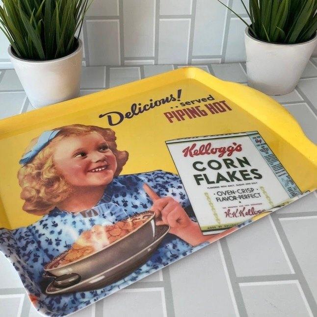 Dienblad geel " Kellogg's" retro L38xB29cm, Huis en Inrichting, Woonaccessoires | Dienbladen, Gebruikt, Kunststof, Rechthoekig