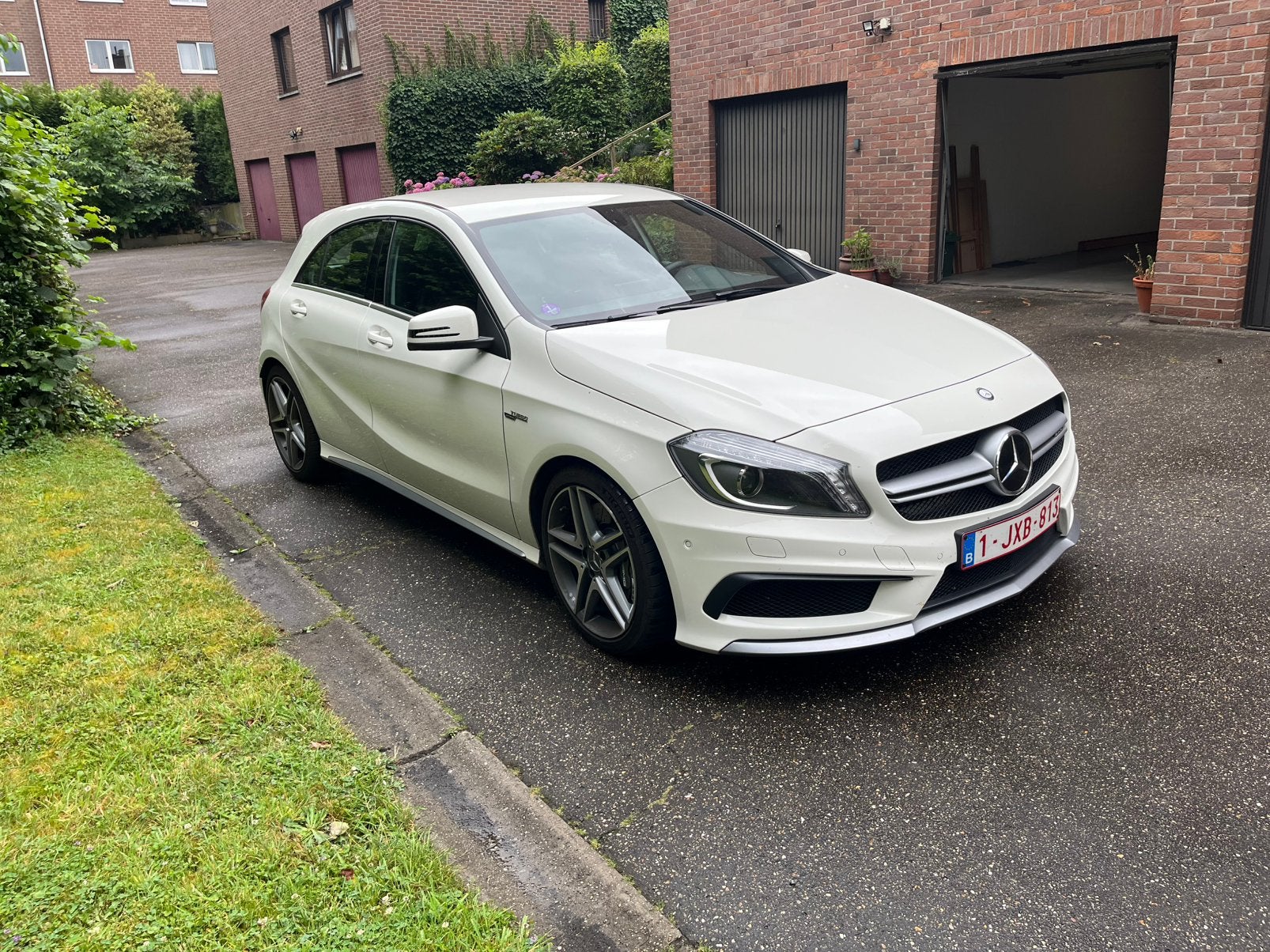 Mercedes-Benz A45 AMG 4MATIC | 360 PK | Eerste eigenaar, Auto's, Automaat, 4 cilinders, Wit, Navigatiesysteem