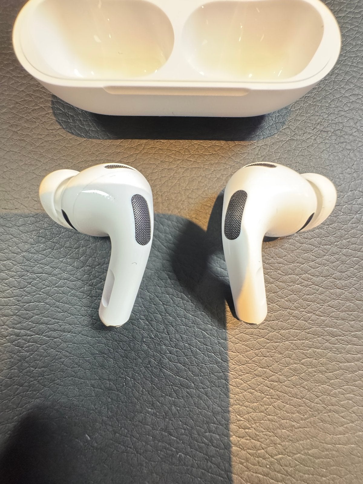 Apple Airpods Pro 3 - Splinternieuw, Ophalen, Bluetooth, In gehoorgang (in-ear), Zo goed als nieuw