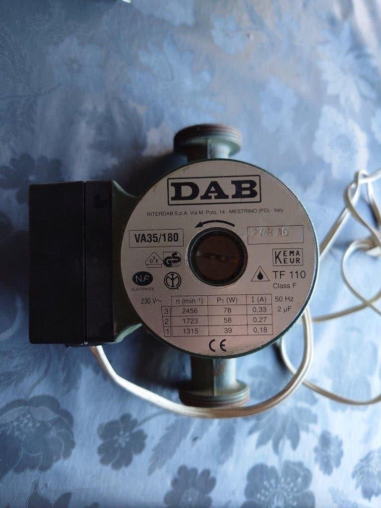 2 Dab pompen voor centrale verwarming, met of zonder klep, Ophalen of Verzenden, Gebruikt
