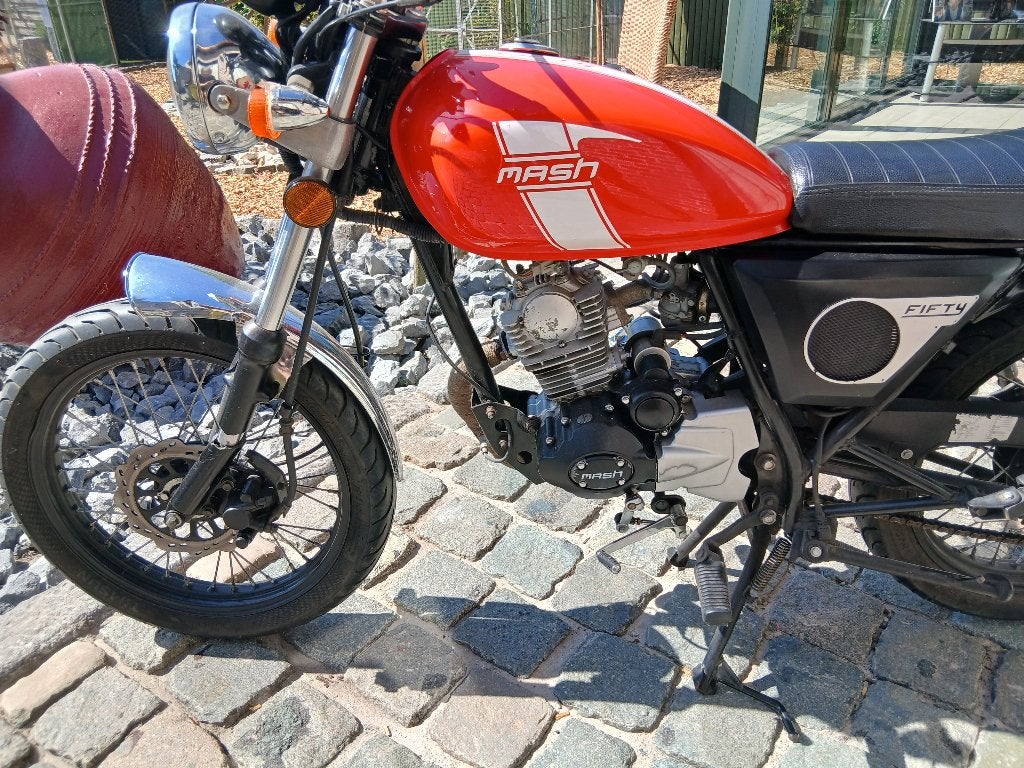 Mash Café Racer 50 cc &  reparatie wiel & 2018 & 1477 km, Motoren, Occasion, Particulier, Overig, 50 cc