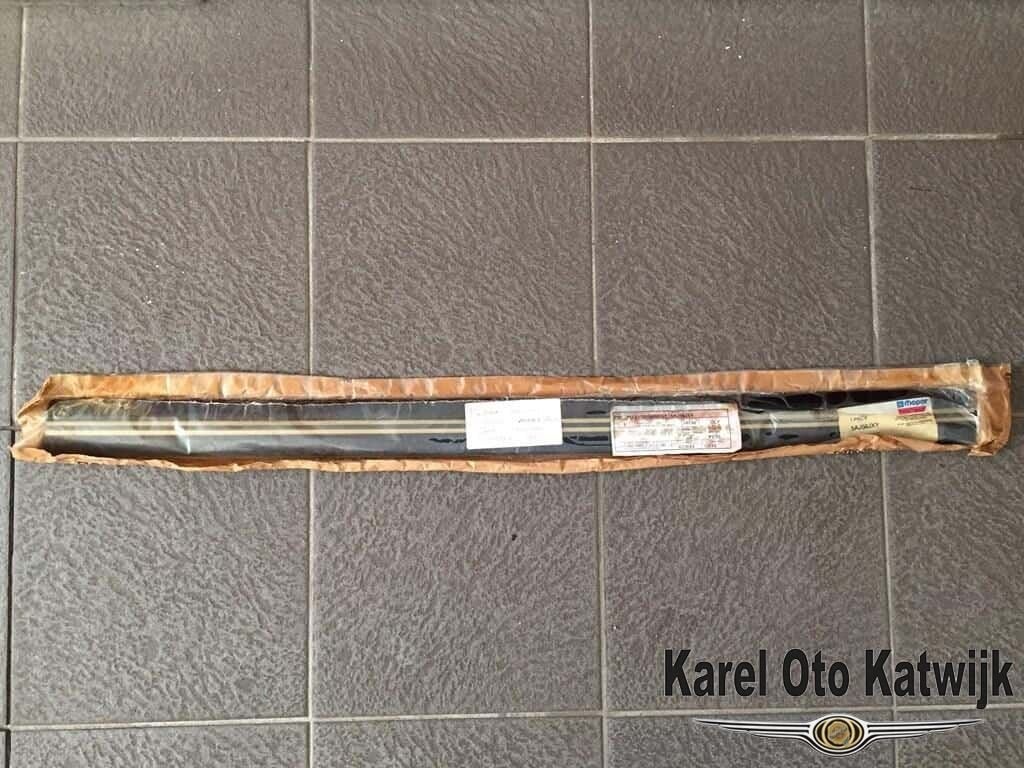 Deurstrip voordeur rechts Jeep Wagoneer / Cherokee, -, -, Nieuw, Ophalen of Verzenden