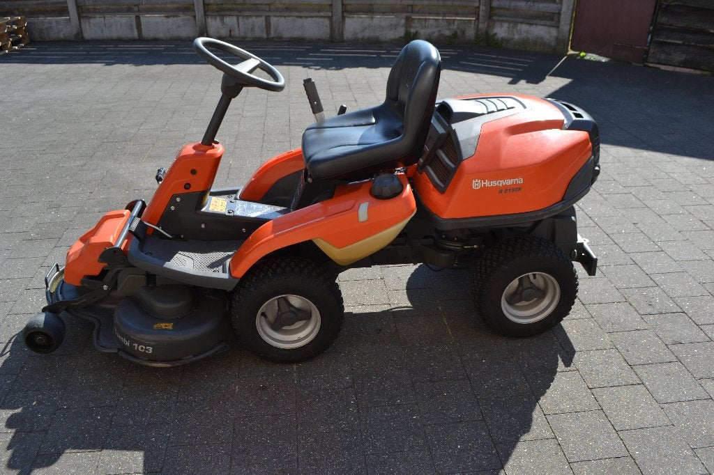 Husqvarna Rider R 215 TX (eventueel+veegborstel+opraapwagen), Ophalen, Zo goed als nieuw, Husqvarna, Mulchfunctie