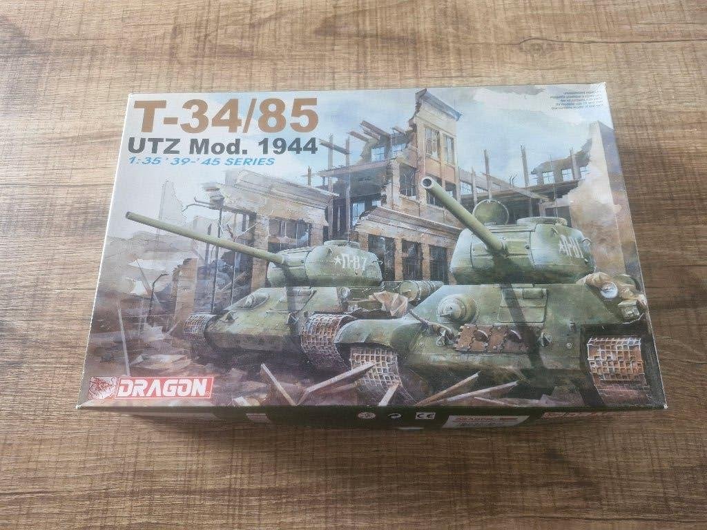 Dragon 1/35 T-34/85 UTZ Mod.1944, Overige merken, Tank, 1:32 tot 1:50, Nieuw