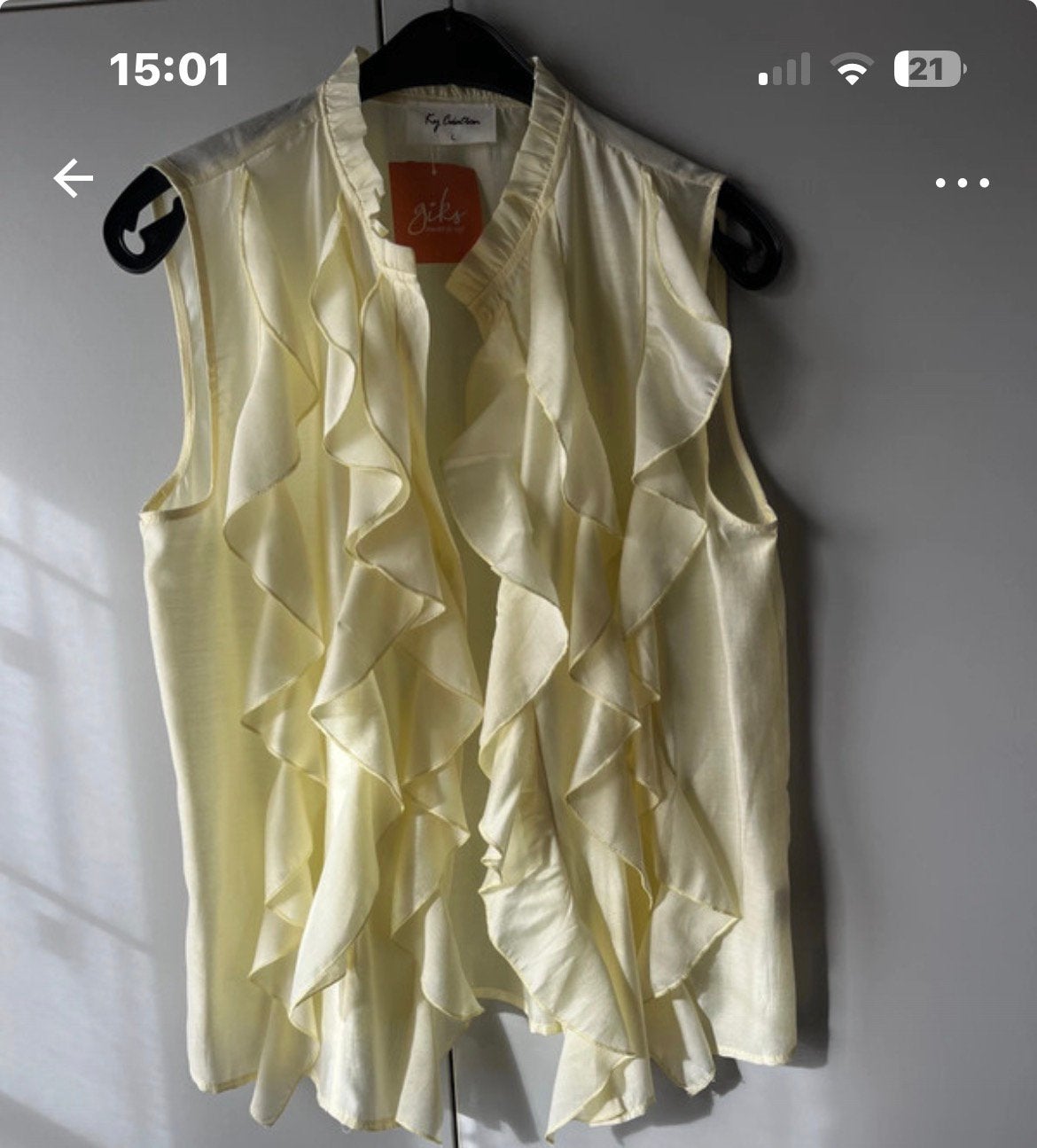 Blouse toute neuve, Enlèvement, Neuf, Taille 42/44 (L), Jaune