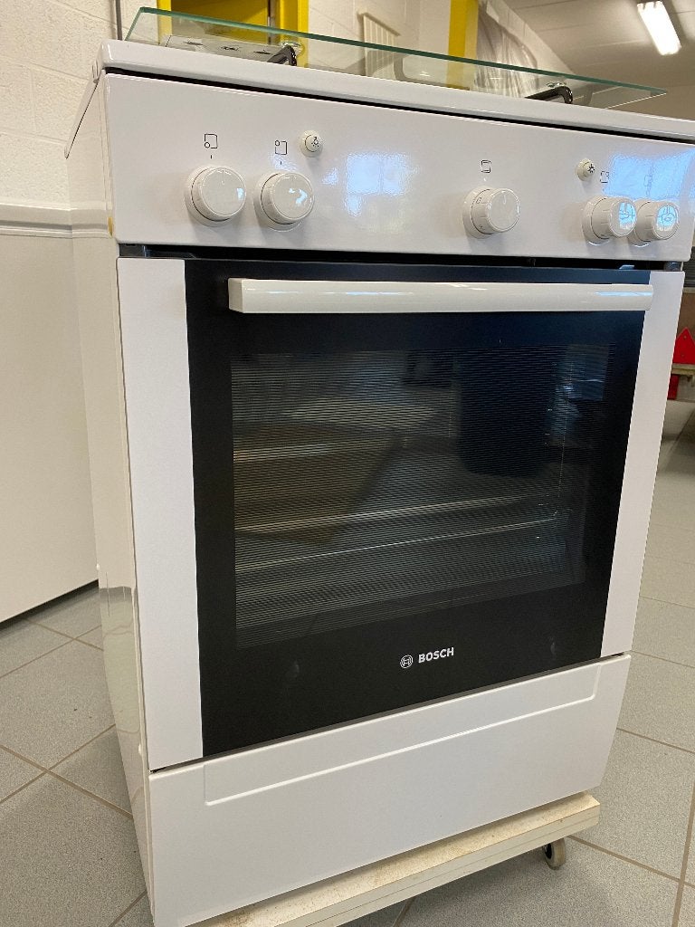 Cuisinière à gaz Bosch, Neuf, Gaz, 85 à 90 cm, 4 zones de cuisson