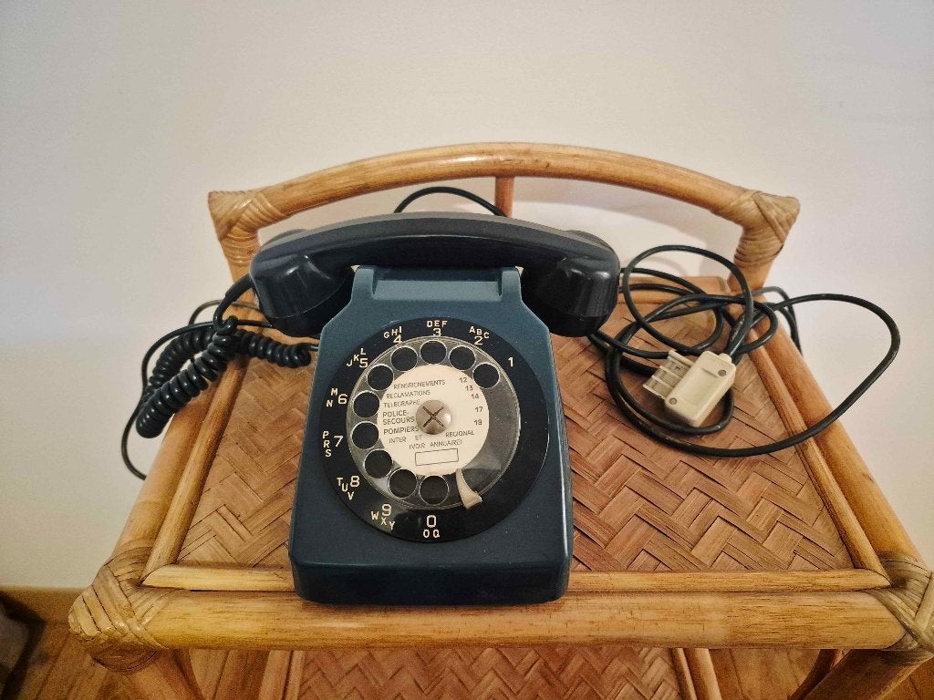 Socotel vintage blauwe telefoon, Telecommunicatie, Ophalen, Zo goed als nieuw