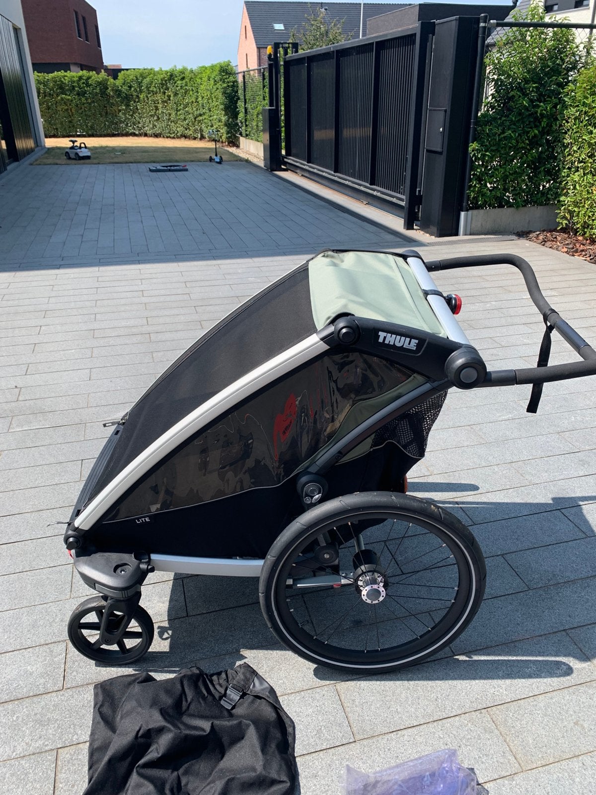 Thule Chariot lite fietskar- showroomstaat, Fietsen en Brommers, Fietsaccessoires | Aanhangwagens en Karren, Ophalen
